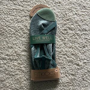 FitKicks Live Well Collection Women’s Shoes - NWT!